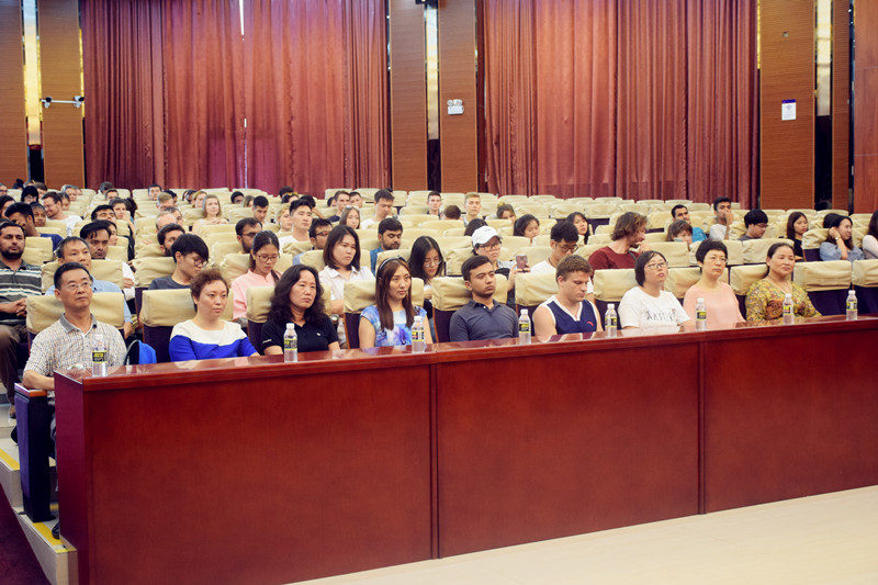 a2409d899c0c3c5046fcb6429fa8c769.jpg 06会场.jpg